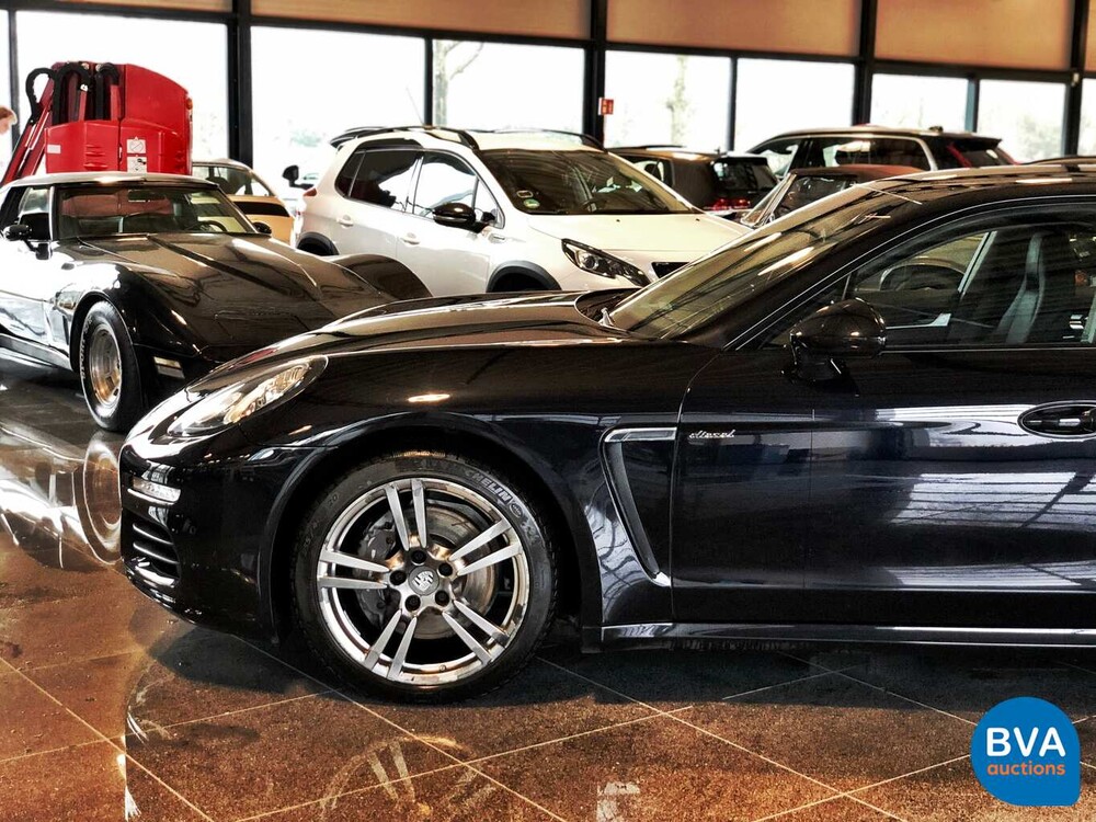 Porsche Panamera Sport 300pk MY-2016 FACELIFT