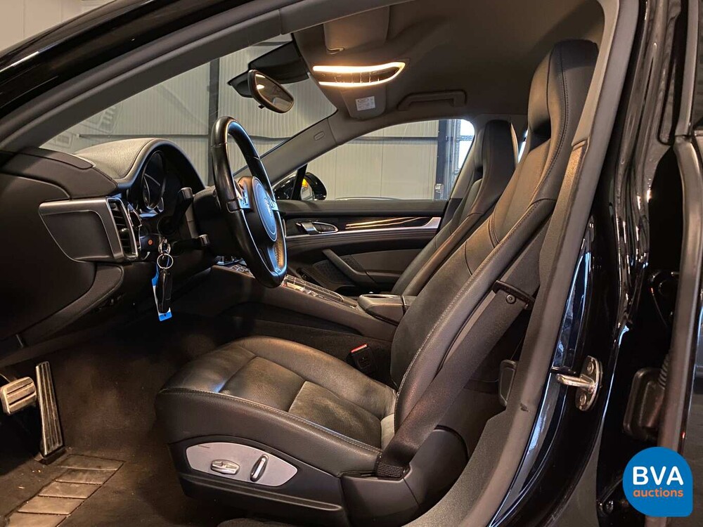 Porsche Panamera Sport 300pk MY-2016 FACELIFT
