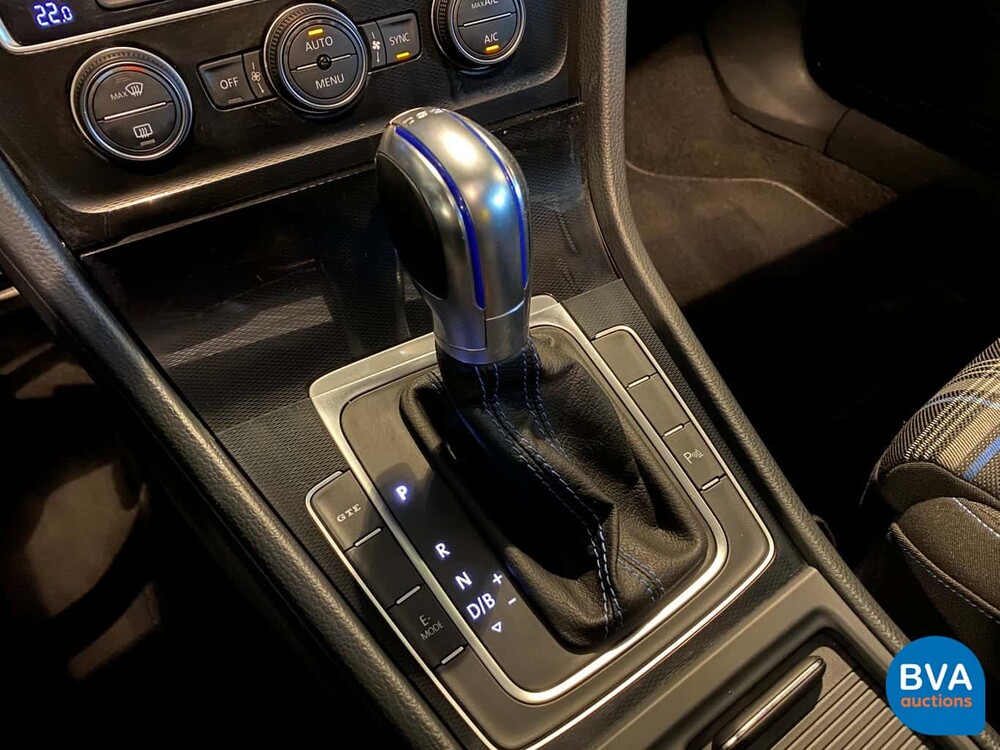 Volkswagen Golf GTE 1.4 TSI 204pk 2015, -ORG NL- HN-448-L