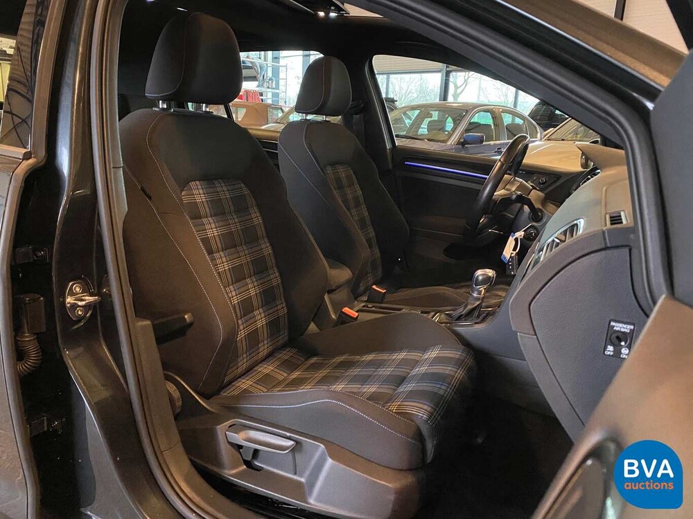 Volkswagen Golf GTE 1.4 TSI 204pk 2015, -ORG NL- HN-448-L