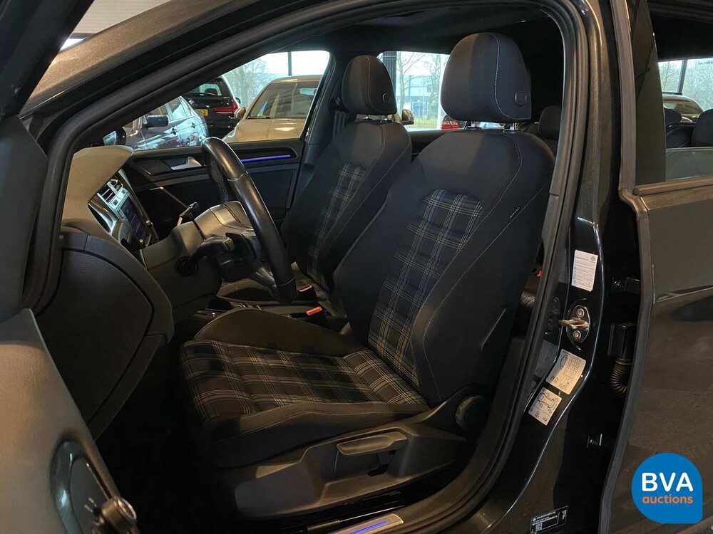 Volkswagen Golf GTE 1.4 TSI 204pk 2015, -ORG NL- HN-448-L
