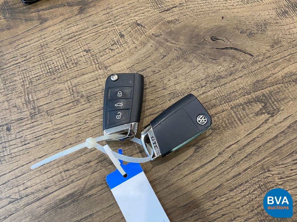 Volkswagen Golf GTE 1.4 TSI 204pk 2015, -ORG NL- HN-448-L