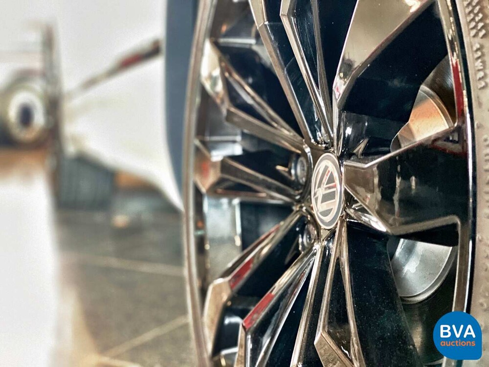 Volkswagen Tiguan 2.0 TSI 4Motion Highline R-Line 190pk 2020 -GARANTIE-, J-851-VP