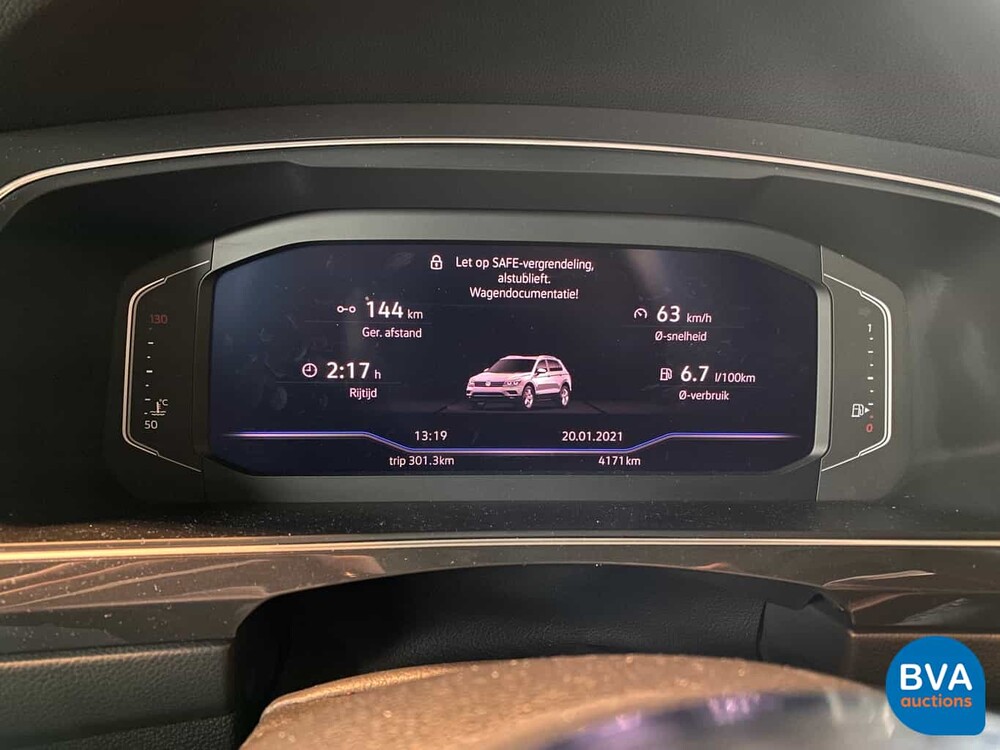 Volkswagen Tiguan 2.0 TSI 4Motion Highline R-Line 190pk 2020 -GARANTIE-, J-851-VP