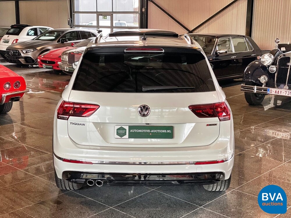 Volkswagen Tiguan 2.0 TSI 4Motion Highline R-Line 190pk 2020 -GARANTIE-, J-851-VP