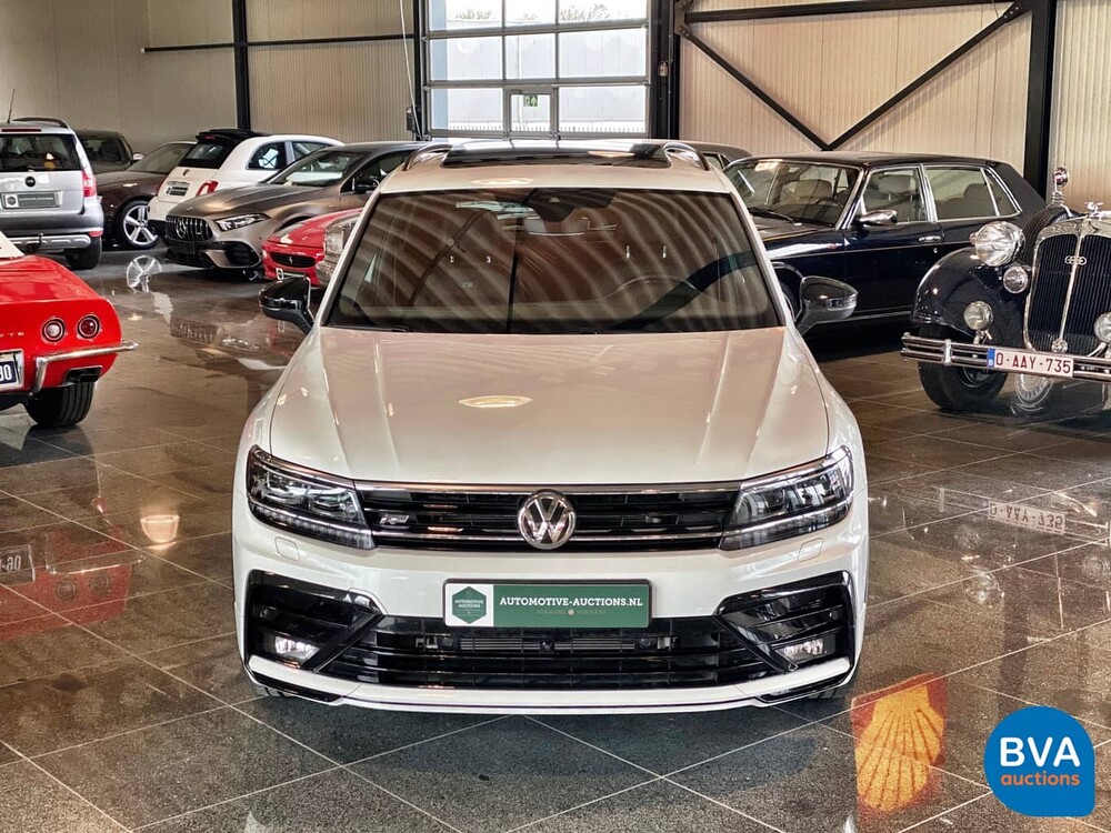 Volkswagen Tiguan 2.0 TSI 4Motion Highline R-Line 190pk 2020 -GARANTIE-, J-851-VP