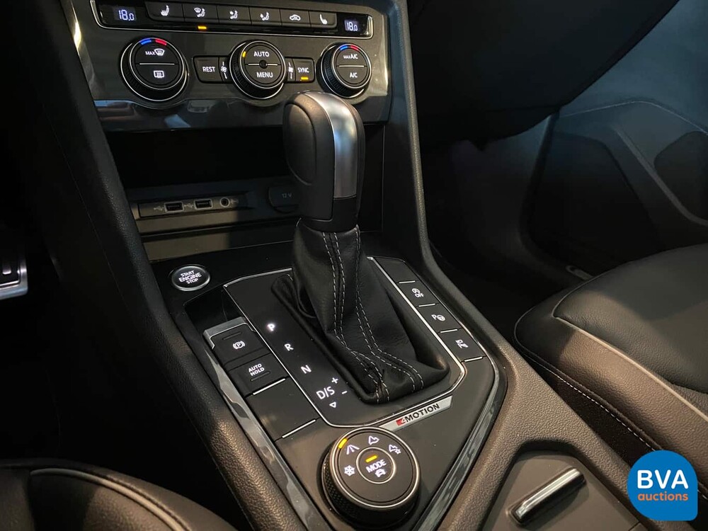 Volkswagen Tiguan 2.0 TSI 4Motion Highline R-Line 190pk 2020 -GARANTIE-, J-851-VP