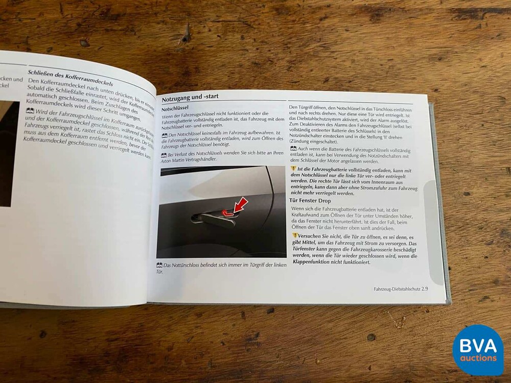 Aston Martin DB11 5.2 V12 Coupé 609pk 2017  