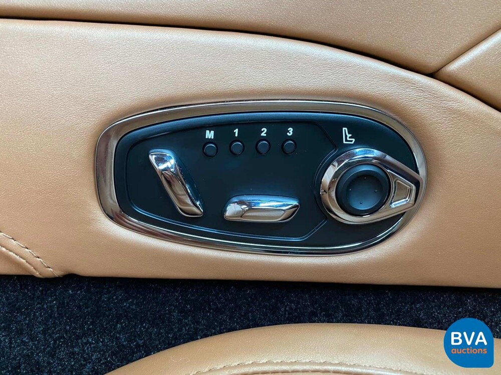 Aston Martin DB11 5.2 V12 Coupé 609pk 2017  