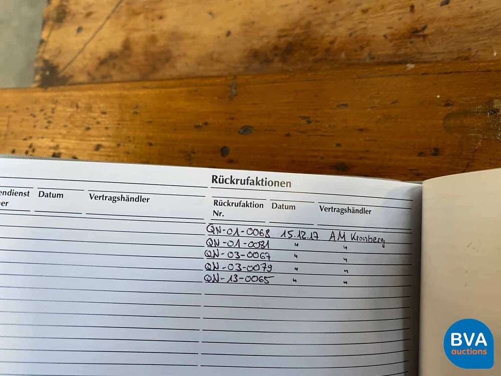 Aston Martin DB11 5.2 V12 Coupé 609pk 2017  