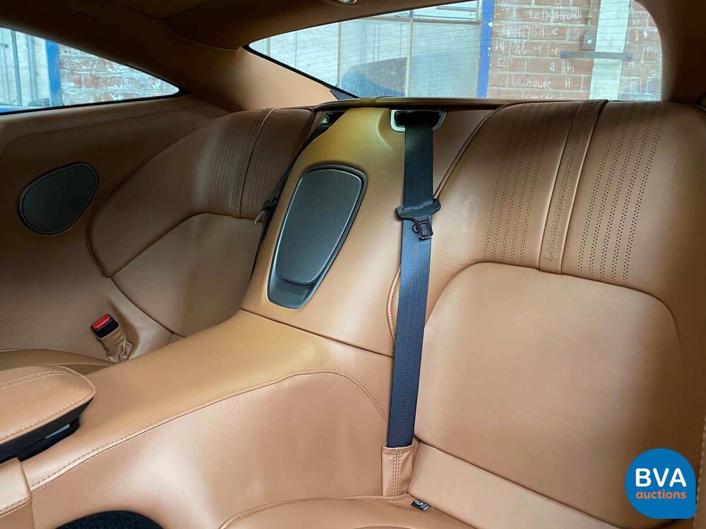 Aston Martin DB11 5.2 V12 Coupé 609pk 2017  