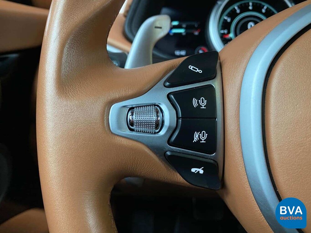 Aston Martin DB11 5.2 V12 Coupé 609pk 2017  