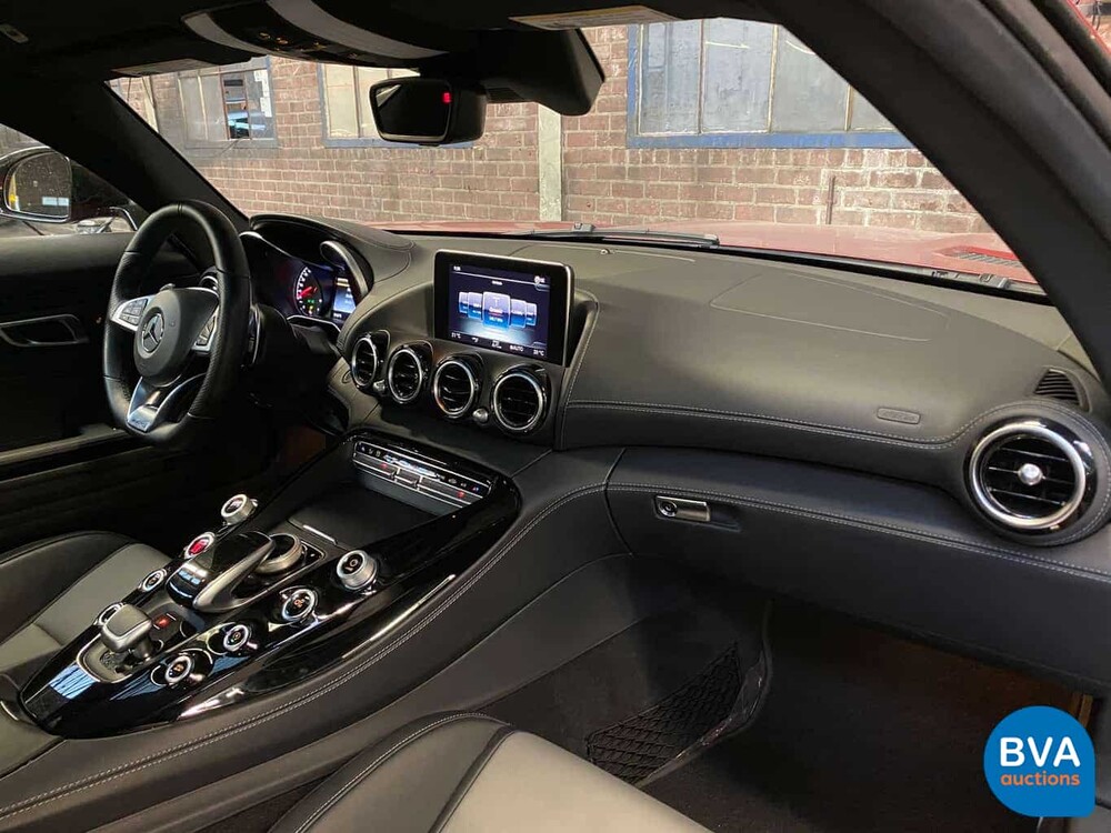 Mercedes-Benz AMG GT 4.0 V8 462pk 2018