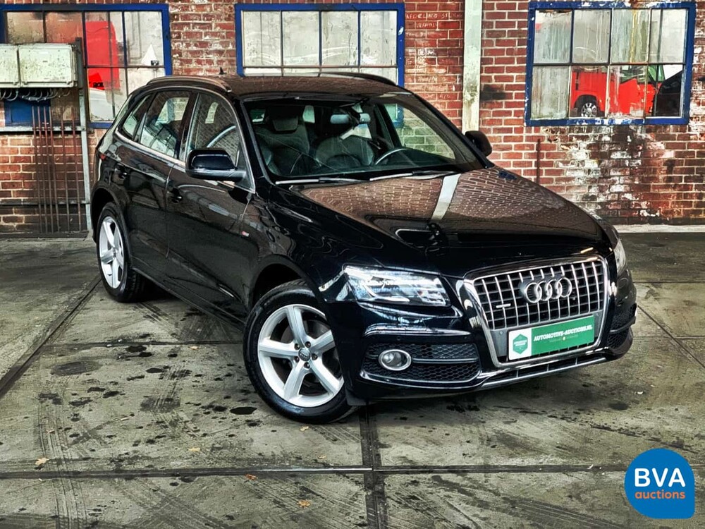 Audi Q5 2.0 TFSI Quattro S-Line S-Tronic7 2009, 77-JXZ-1.
