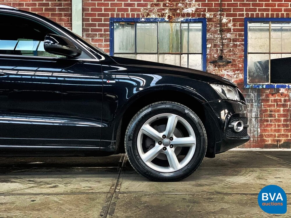 Audi Q5 2.0 TFSI Quattro S-Line S-Tronic7 2009, 77-JXZ-1.