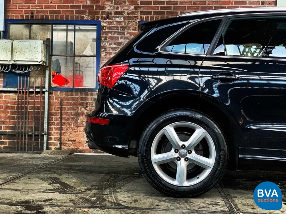 Audi Q5 2.0 TFSI Quattro S-Line S-Tronic7 2009, 77-JXZ-1.