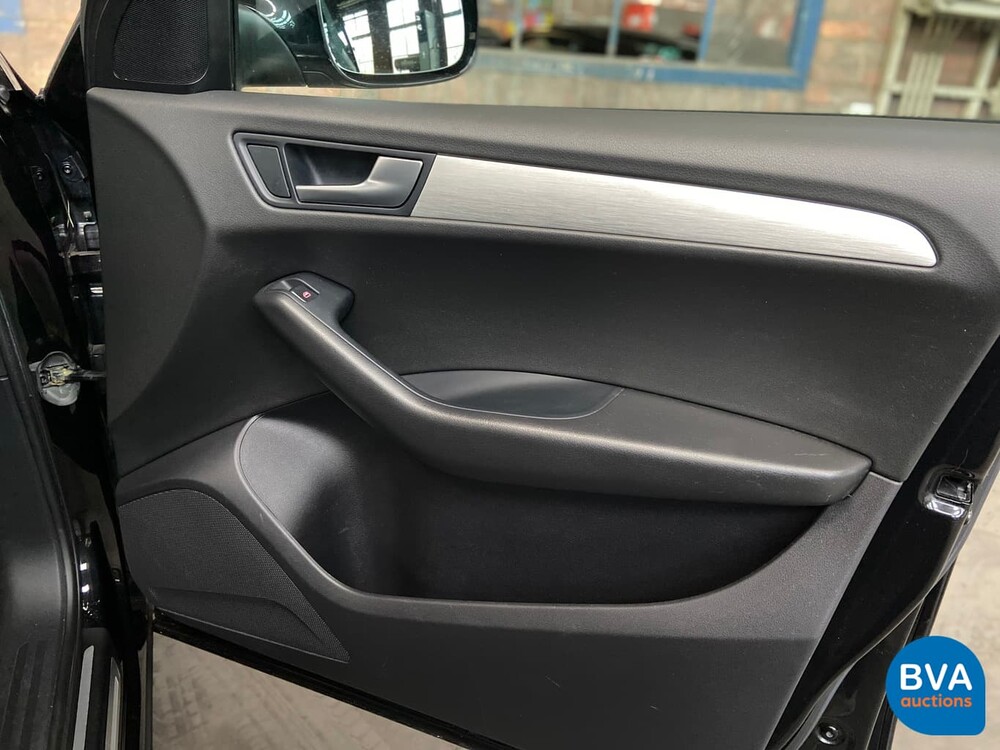 Audi Q5 2.0 TFSI Quattro S-Line S-Tronic7 2009, 77-JXZ-1.