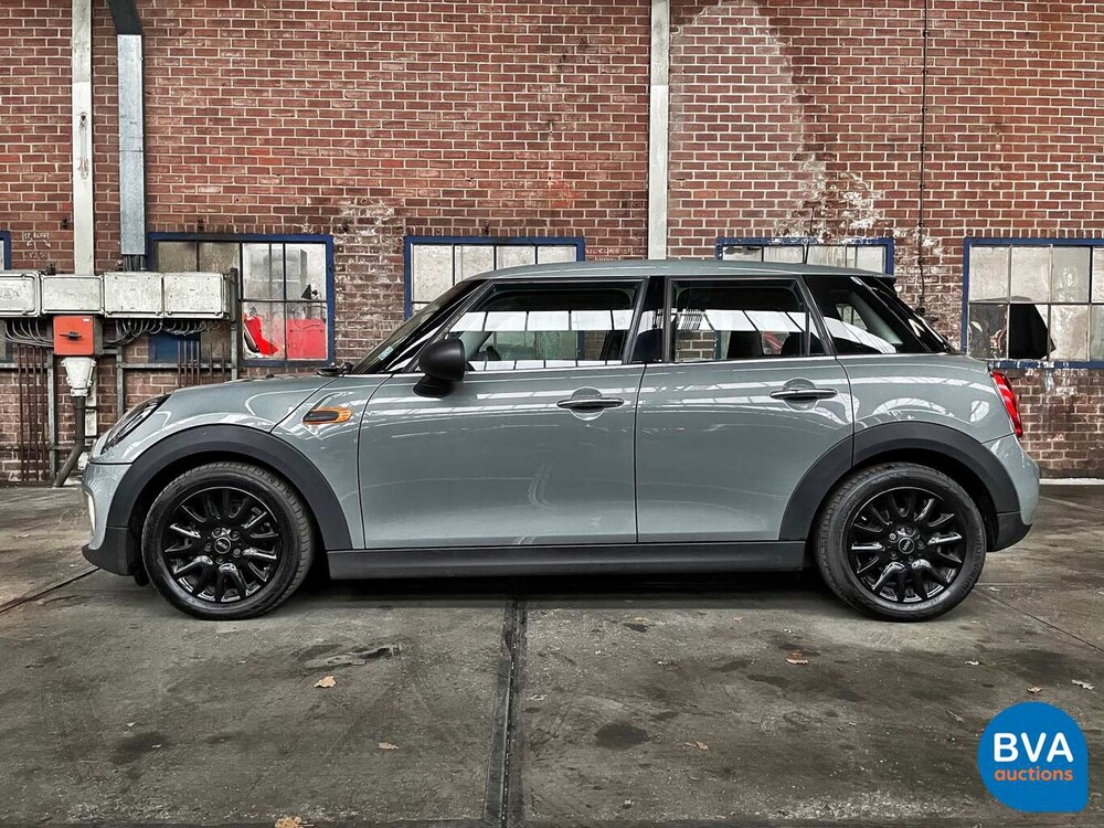 Mini One 1.5D Business 5-Door 2016, -Original NL- KJ-697-S.