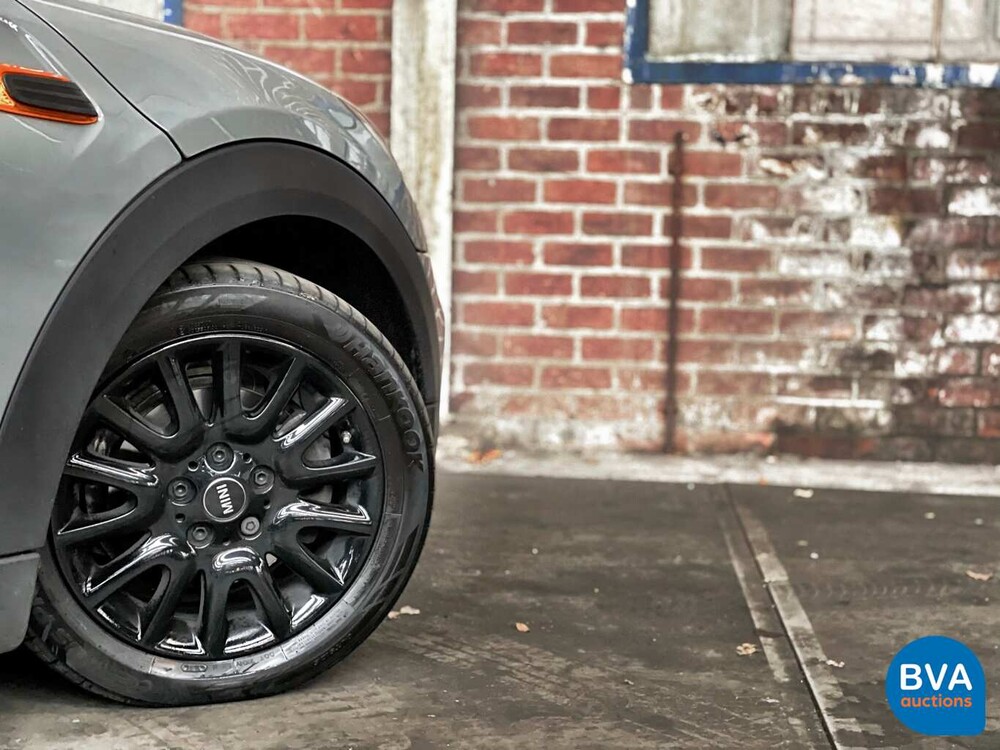 Mini One 1.5D Business 5-Door 2016, -Original NL- KJ-697-S.