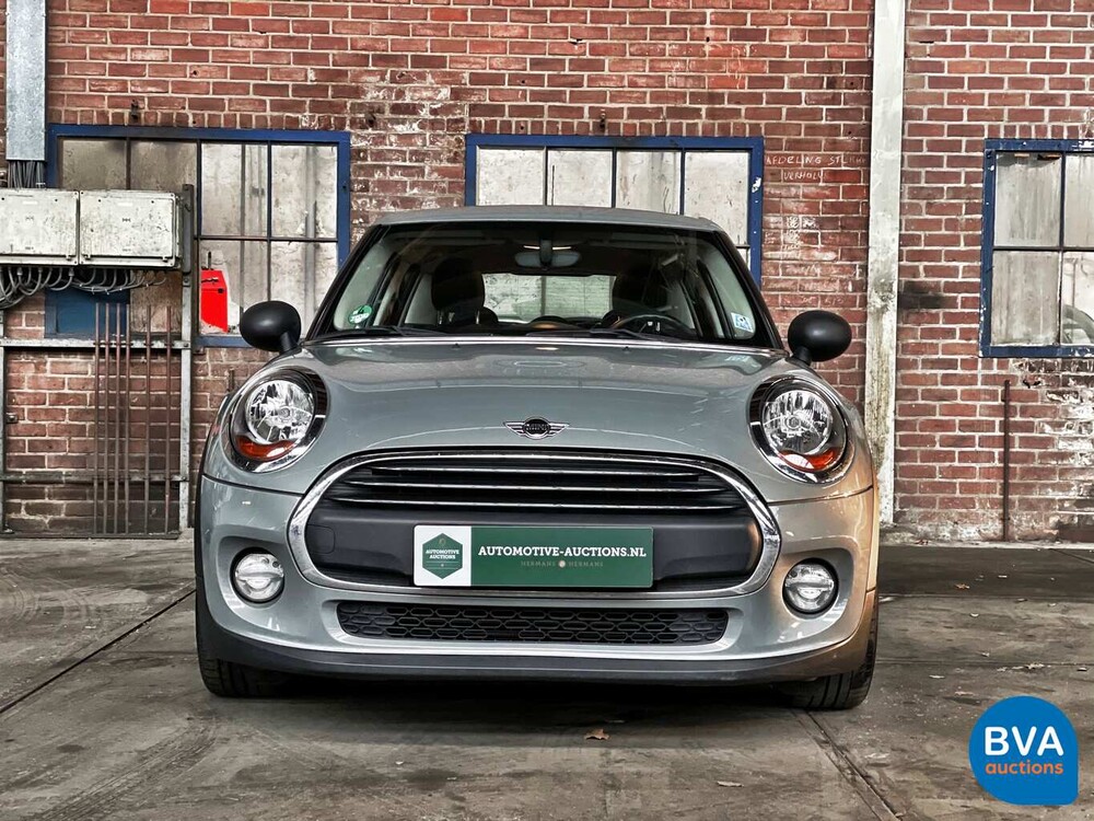 Mini One 1.5D Business 5-Door 2016, -Original NL- KJ-697-S.