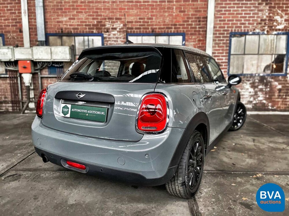 Mini One 1.5D Business 5-Door 2016, -Original NL- KJ-697-S.