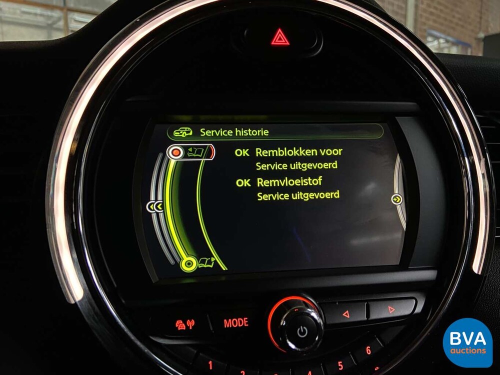 Mini One 1.5D Business 5-Door 2016, -Original NL- KJ-697-S.