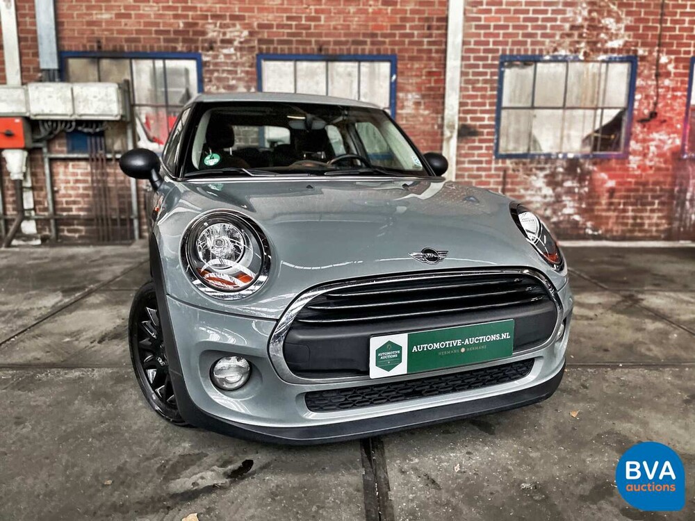 Mini One 1.5D Business 5-Door 2016, -Original NL- KJ-697-S.