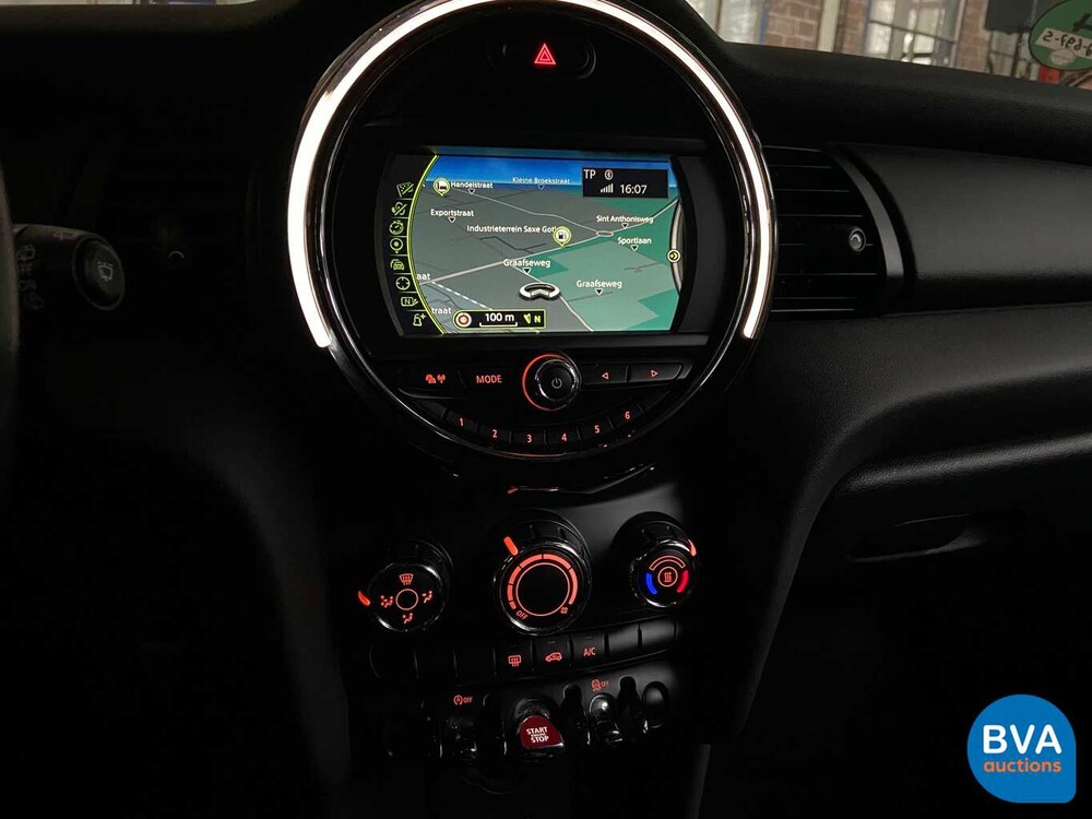 Mini One 1.5D Business 5-Door 2016, -Original NL- KJ-697-S.