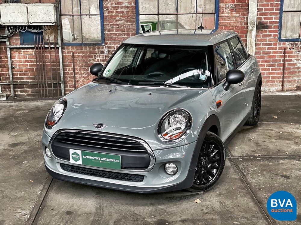 Mini One 1.5D Business 5-Türer 2016, -Original NL- KJ-697-S.