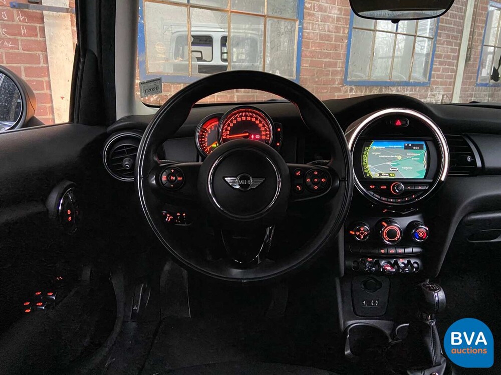 Mini One 1.5D Business 5-Door 2016, -Original NL- KJ-697-S.