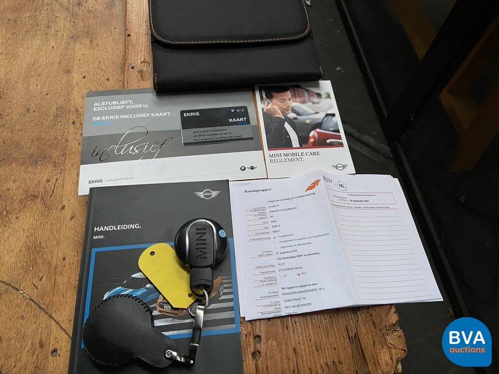 Mini One 1.5D Business 5-Door 2016, -Original NL- KJ-697-S.