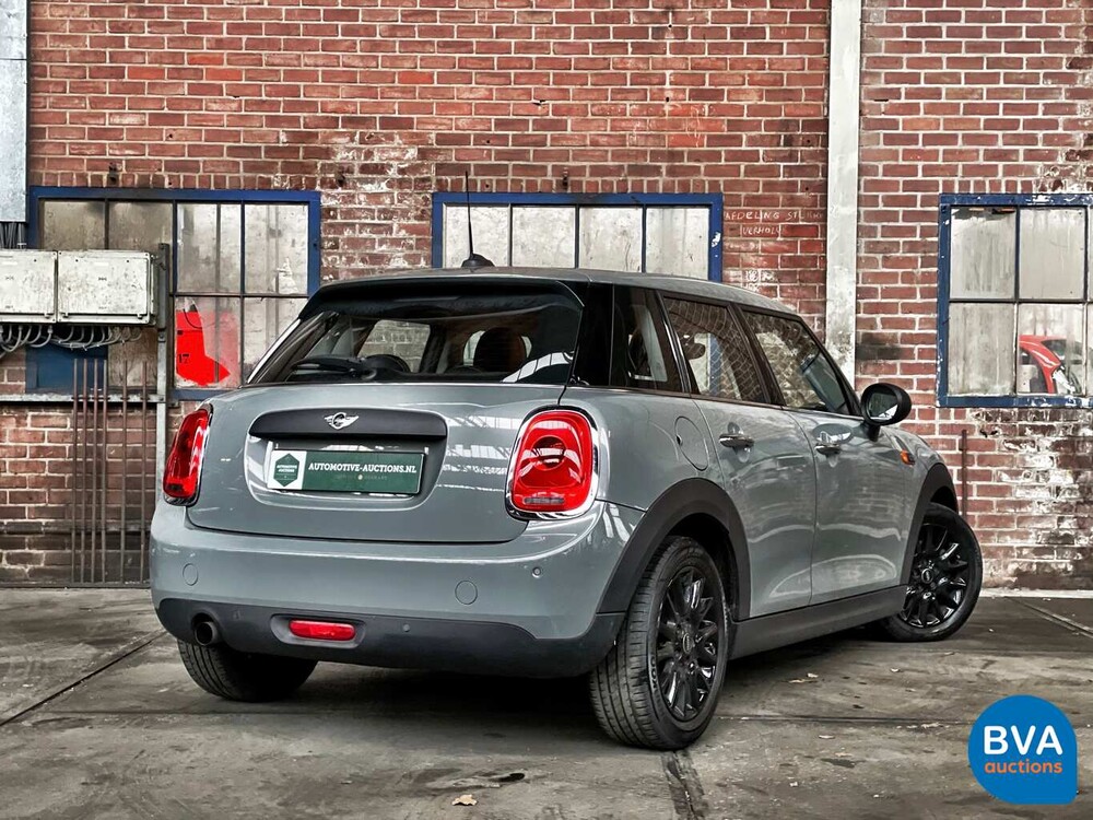 Mini One 1.5D Business 5-Door 2016, -Original NL- KJ-697-S.