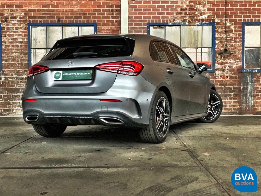 Mercedes-Benz A180 AMG 2019 AMG NIGHT New Model -Original NL-, ZB-628-N.