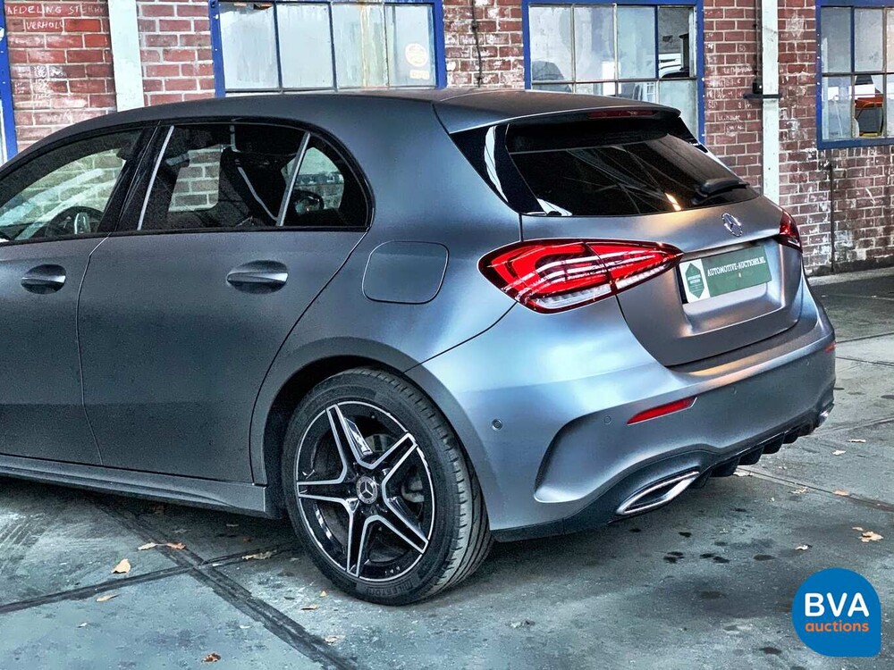 Mercedes-Benz A180 AMG 2019 AMG NIGHT New Model -Original NL-, ZB-628-N.