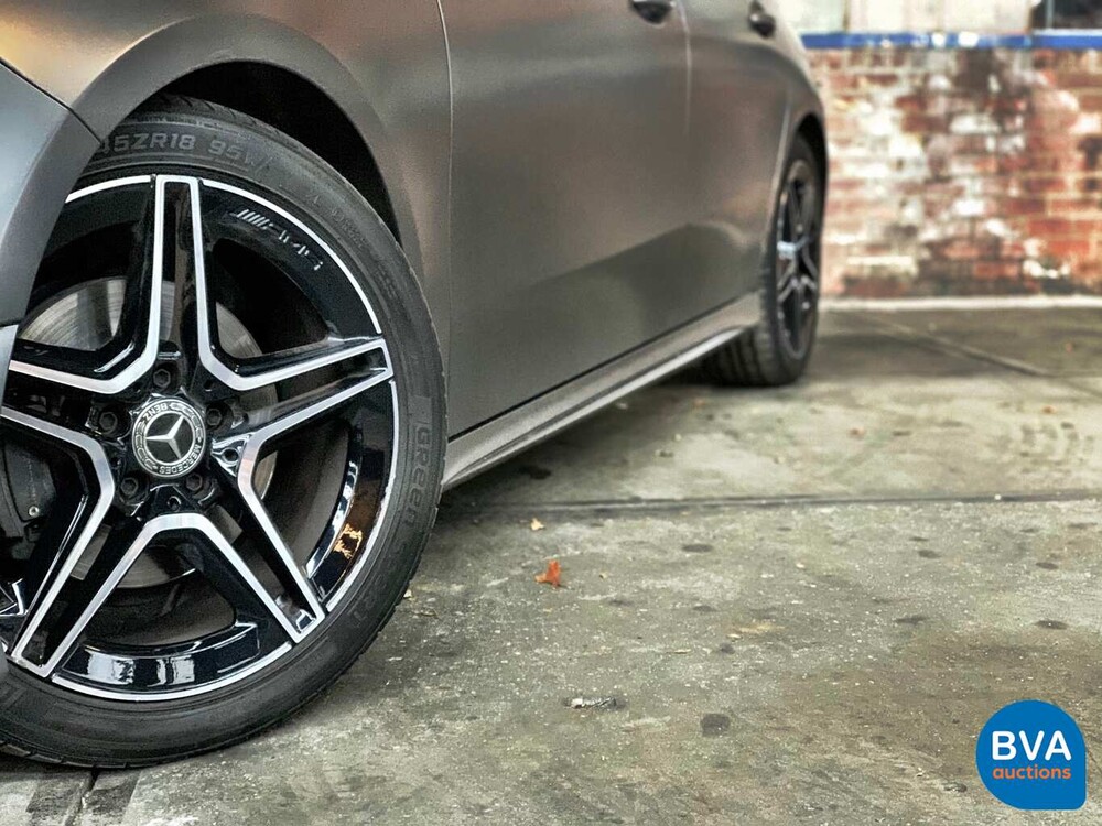 Mercedes-Benz A180 AMG 2019 AMG NIGHT New Model -Original NL-, ZB-628-N.