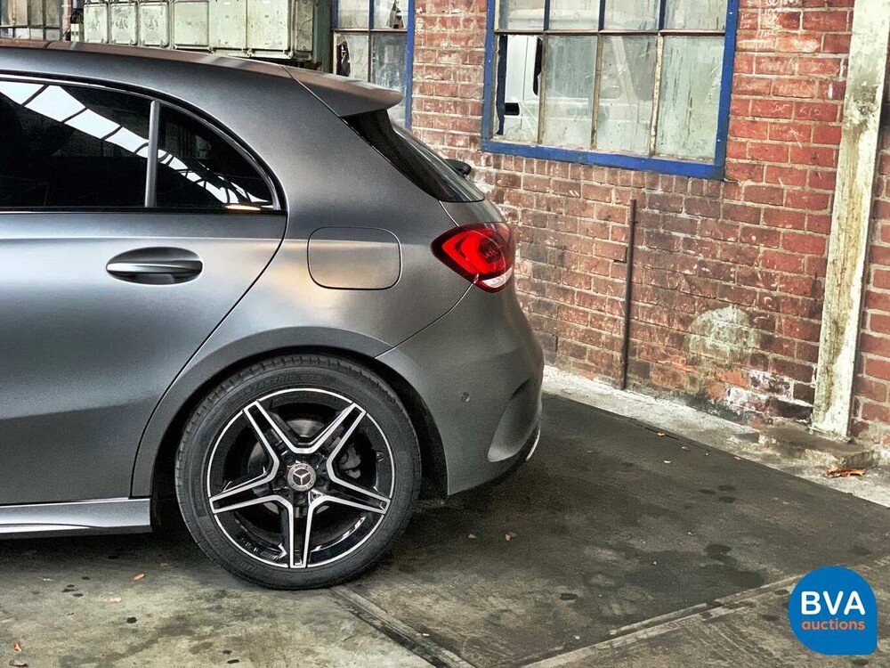 Mercedes-Benz A180 AMG 2019 AMG NIGHT New Model -Original NL-, ZB-628-N.