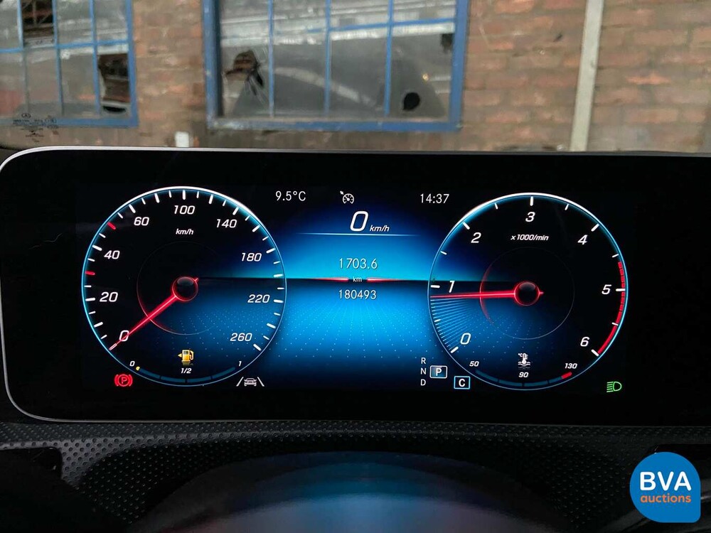 Mercedes-Benz A180 AMG 2019 AMG NIGHT New Model -Original NL-, ZB-628-N.