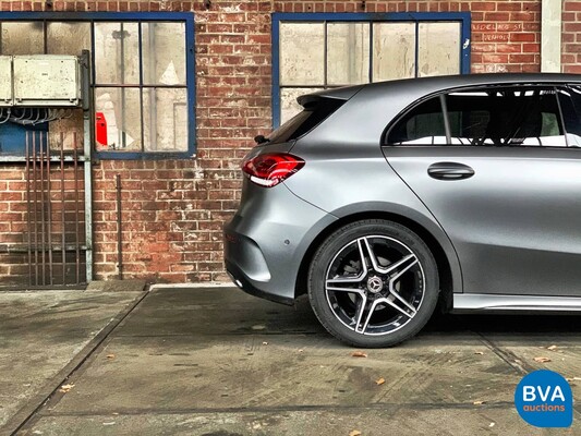 Mercedes-Benz A180 AMG 2019 AMG NIGHT Nieuw Model -Origineel NL-, ZB-628-N