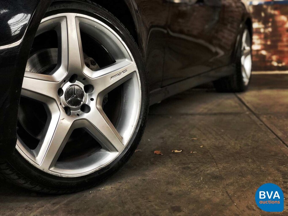 Mercedes-Benz CLS500 AMG V8 306 PS 2005, -Original NL- 20-RG-KN.