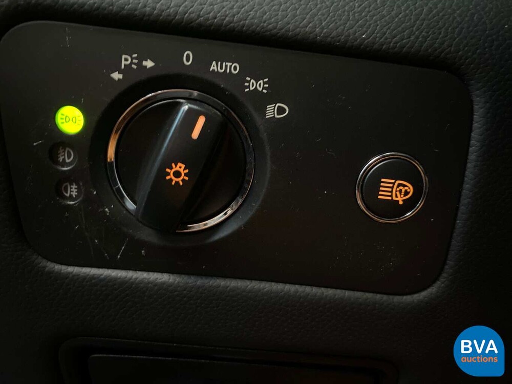 Mercedes-Benz CLS500 AMG V8 306 PS 2005, -Original NL- 20-RG-KN.