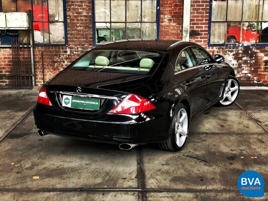 Mercedes-Benz CLS500 AMG V8 306hp 2005, -Original NL- 20-RG-KN.