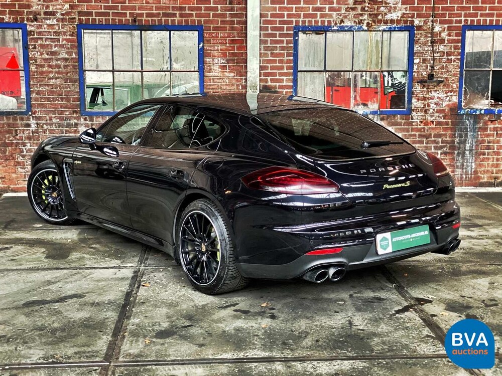 Porsche Panamera S E-Hybrid 3.0 V6 416hp 2015 Sport-Chrono, GL-683-F.
