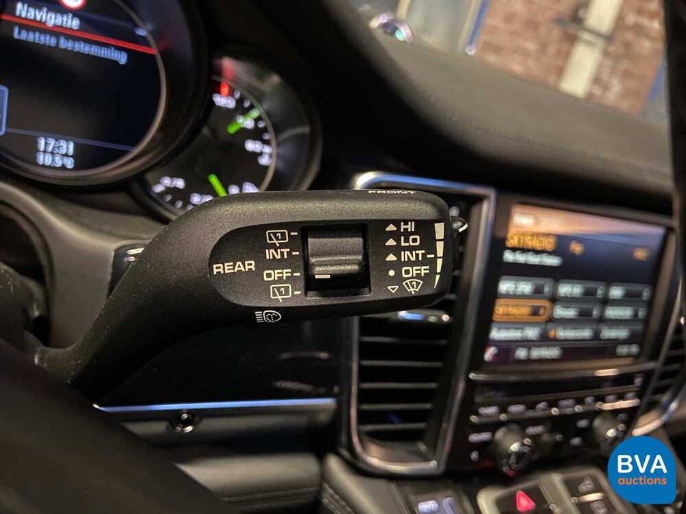 Porsche Panamera S E-Hybrid 3.0 V6 416hp 2015 Sport-Chrono, GL-683-F.