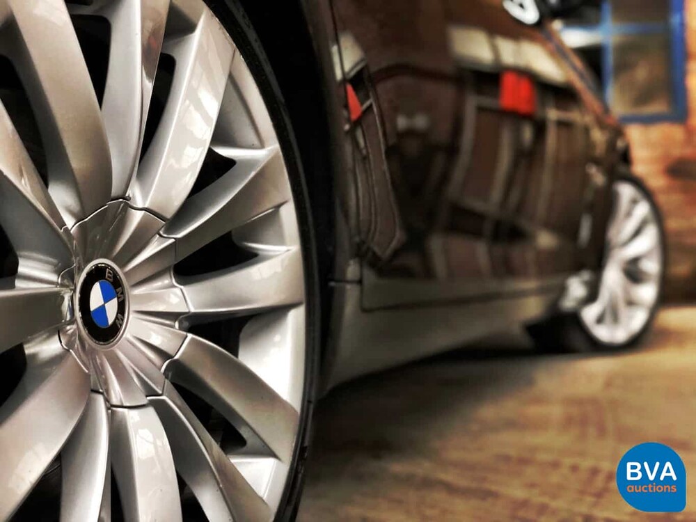 BMW 750i xDrive High Executive 408 PS 2011 -Original NL-, 33-PGS-1.