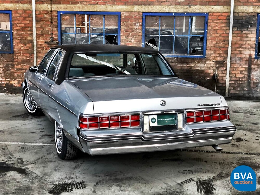 Pontiac Parisienne BL 39 Brougham 1986, TZ-565-J.