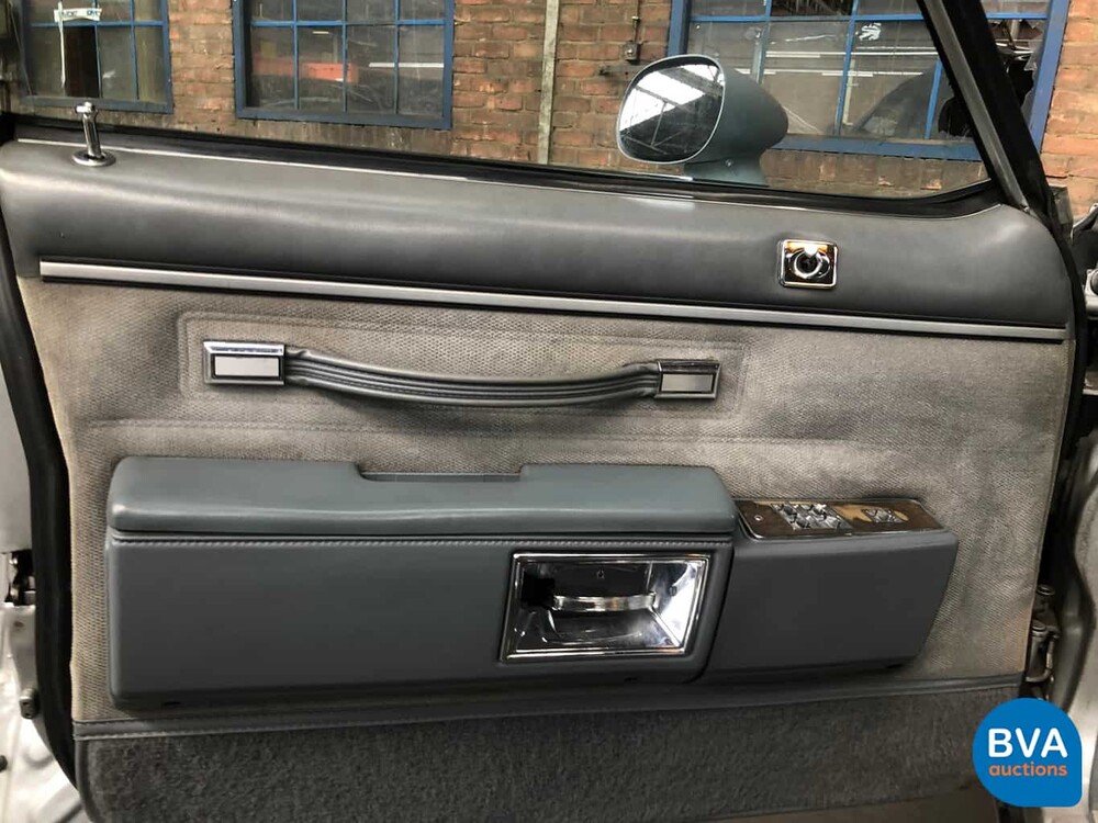 Pontiac Parisienne BL 39 Brougham 1986, TZ-565-J.