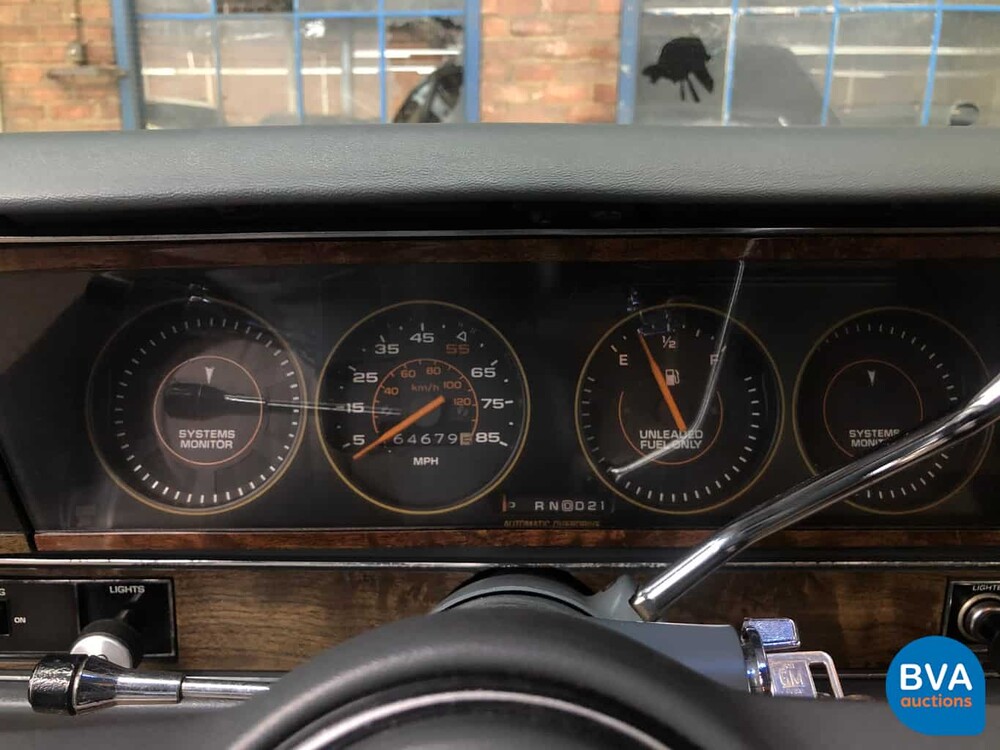 Pontiac Parisienne BL 39 Brougham 1986, TZ-565-J.