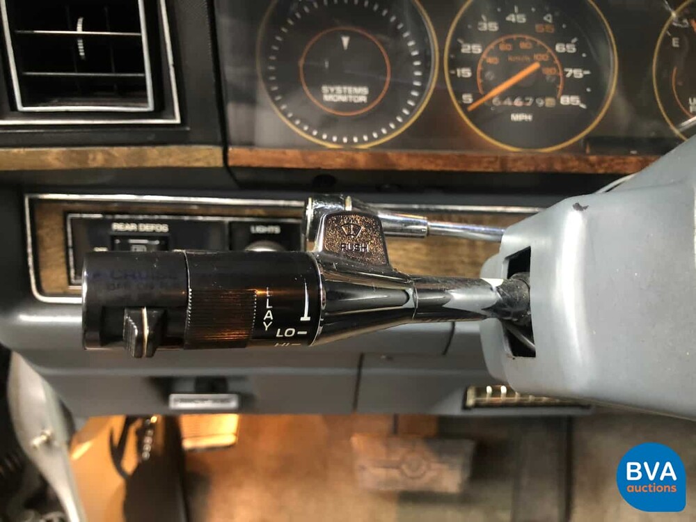 Pontiac Parisienne BL 39 Brougham 1986, TZ-565-J.