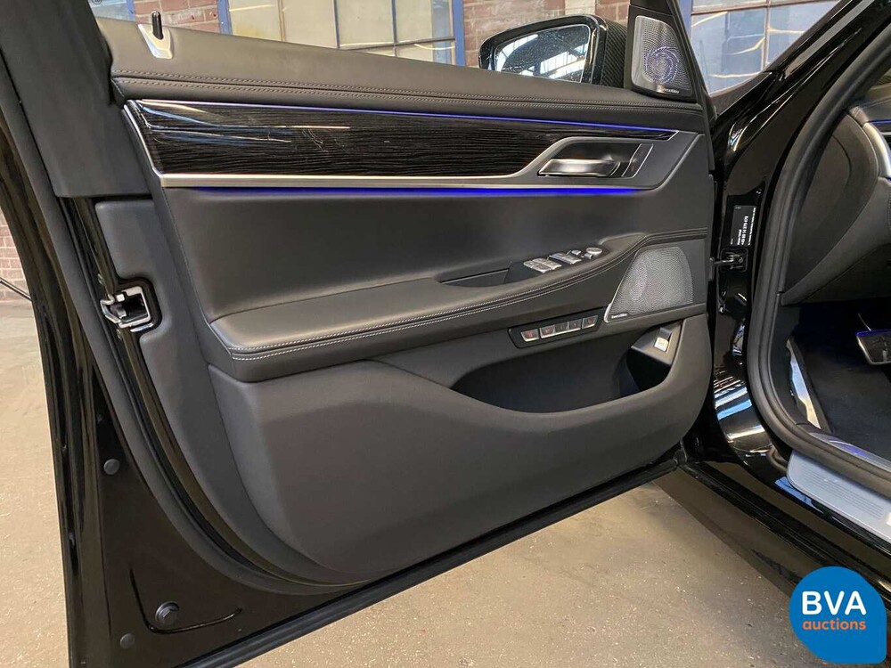BMW M760Li xDrive 6.6 V12 609 PS 7er 2017, RK-020-X.