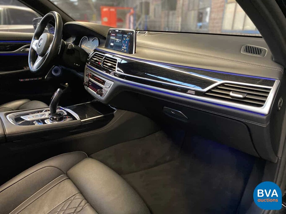 BMW M760Li xDrive 6.6 V12 609 PS 7er 2017, RK-020-X.